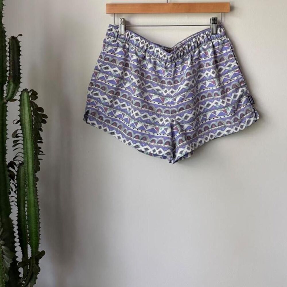 Patagonia Barely Baggies Valengeo shorts